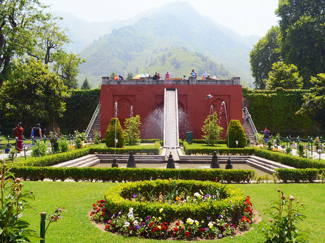 Mughal-Gardens-Srinagar