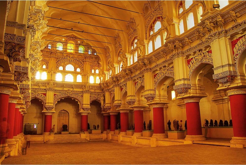 Thirumalai-Nayaka-Palace