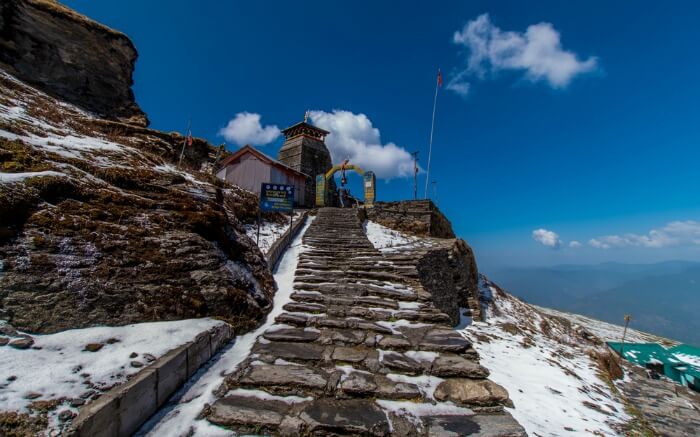 The-stairs-leading-to-Tungnath-Temple